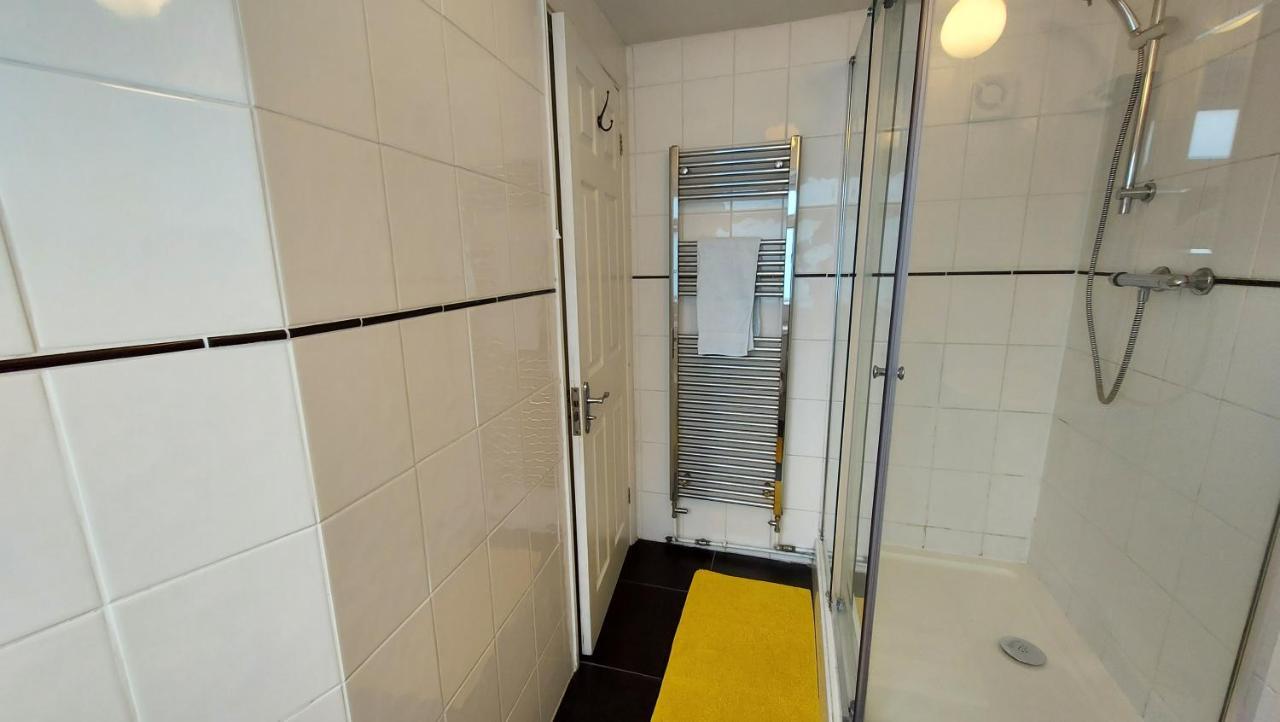 Gillings Villa -Perfect For Long & Short Stays Gillingham (Kent) Exterior foto